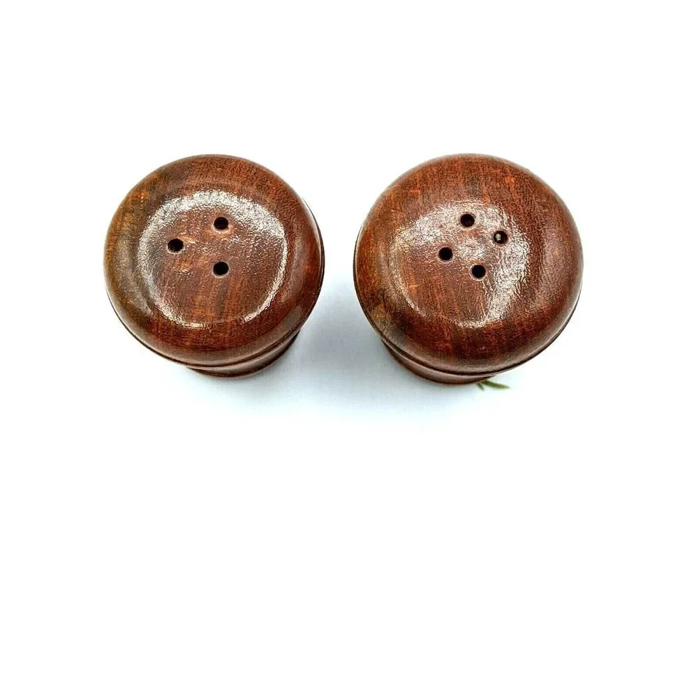 Vintage Wooden Salt and Pepper‎ Shakers Surfside Beach